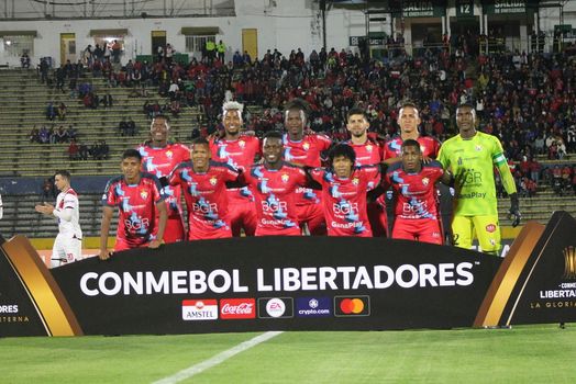 Club Deportivo El Nacional – UNIDOS SOMOS INVENCIBLES